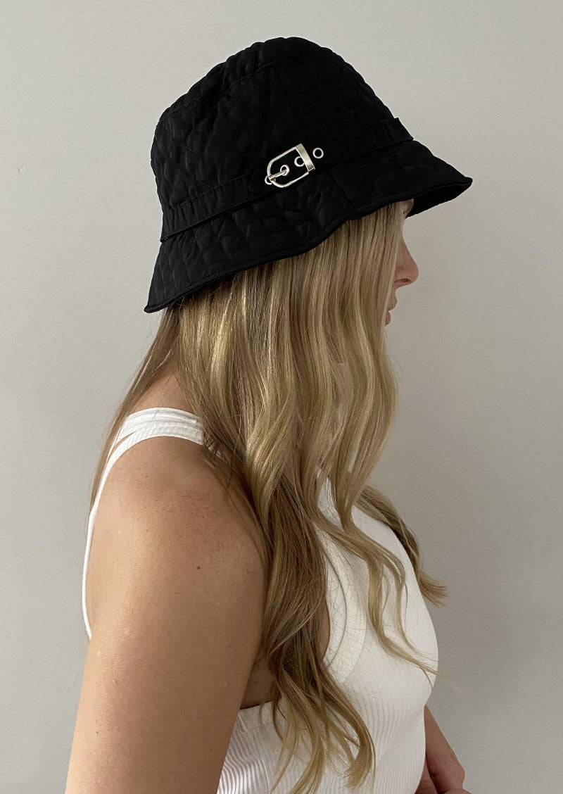 York Black Bucket Hat For Women Extra Large Packable Waterproof UPF 50 Sungrubbies